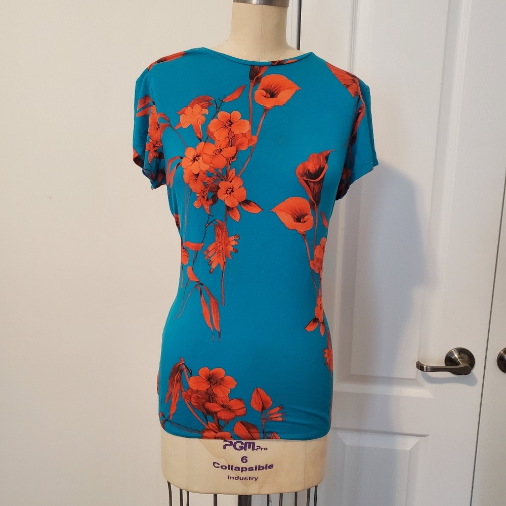 DILLIA FANTASIA FITTED T-SHIRT